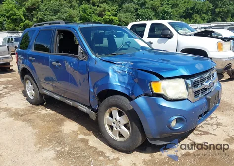 2010 Ford Escape Xlt z USA, uszkodzony, nr VIN 1FMCU0D77AKC47784